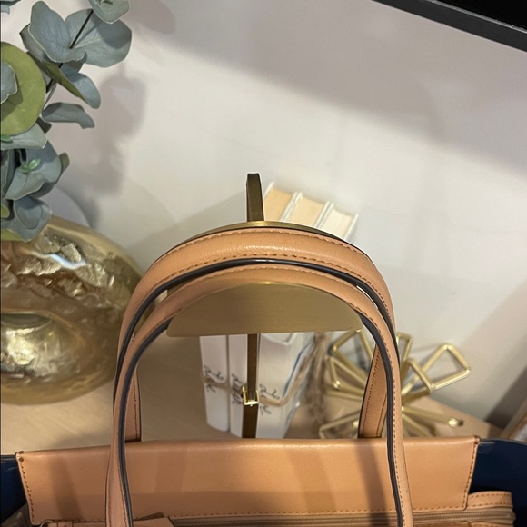 Tory Burch Tan Leather Tote - Picture 4 of 7